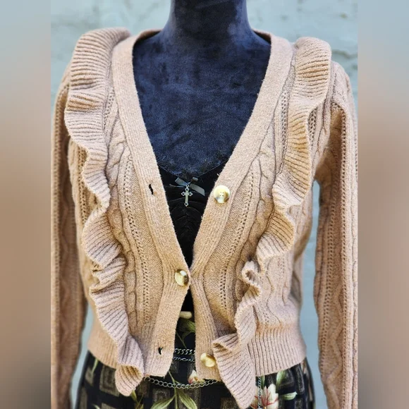 Button Up Ruffled Sweater ~ Nude/Cocoa Color NWOT - Picture 5 of 9